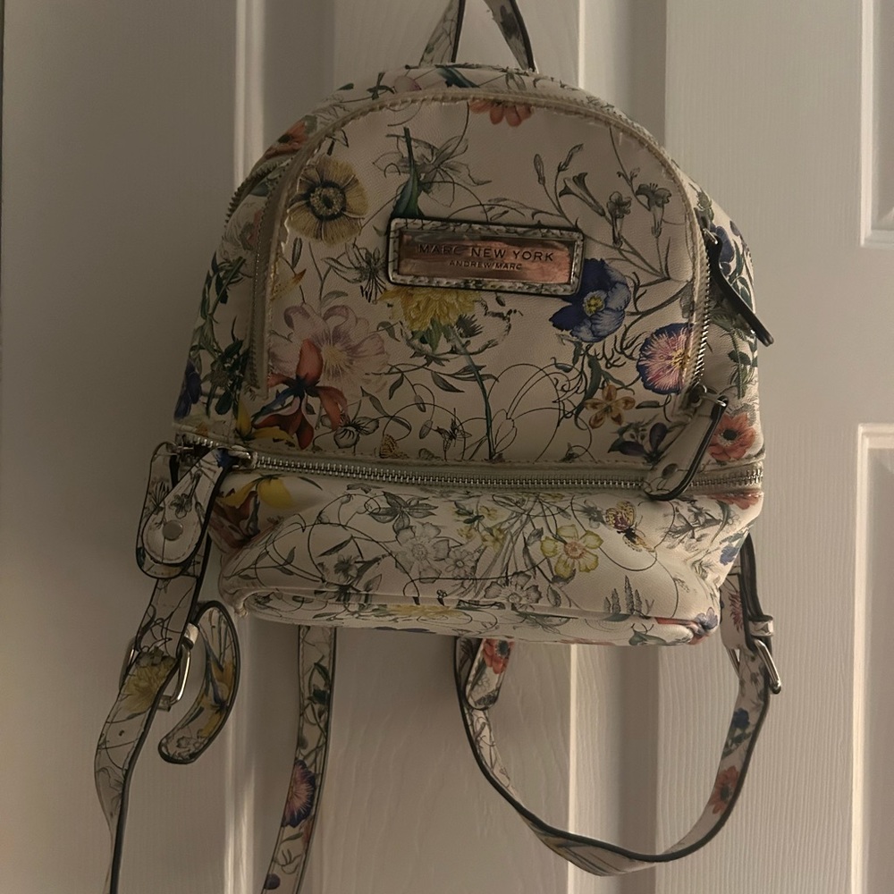 Steve Madden Floral Backpack - Cream and Multicolor